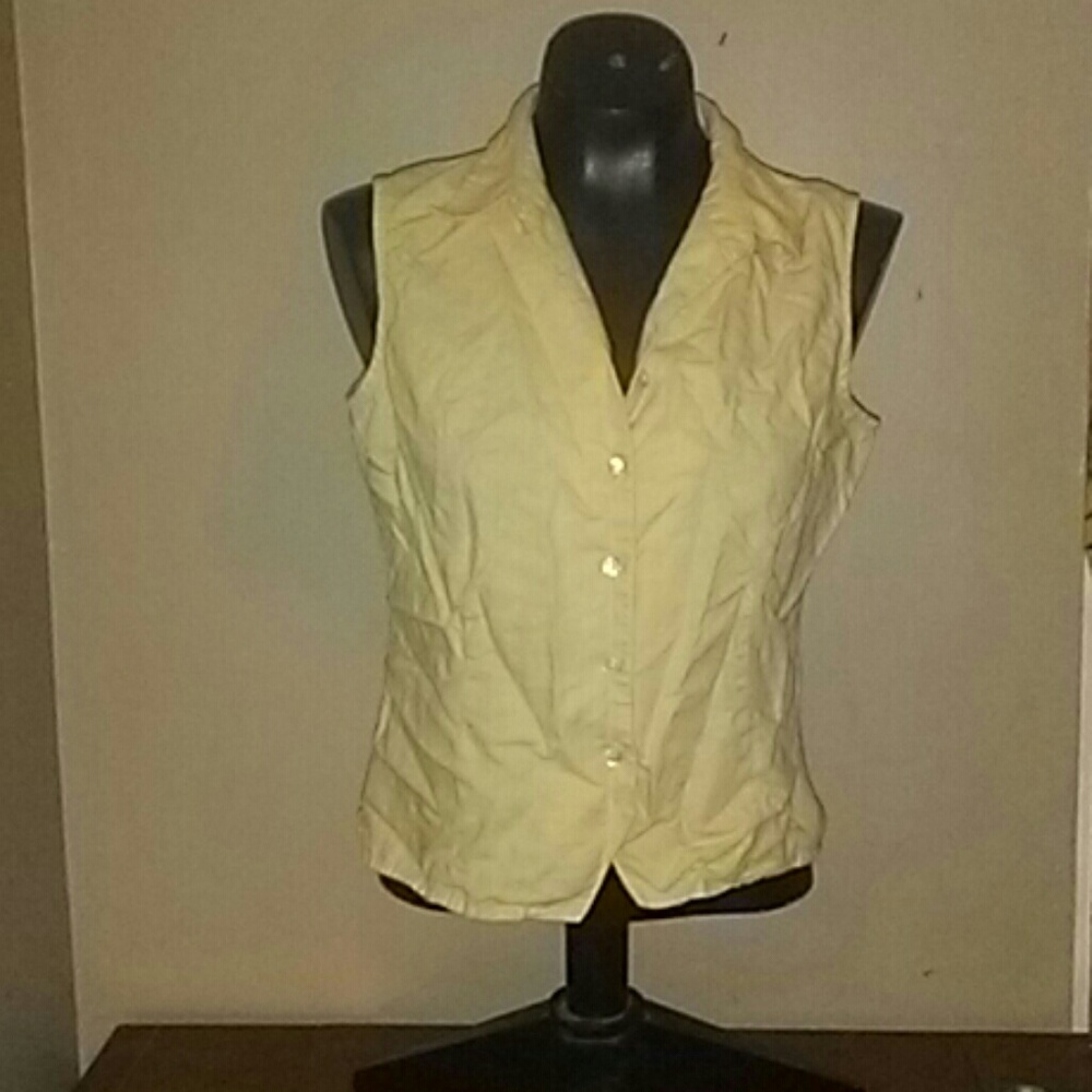 Pale Yellow Sleeveless Button Down Top